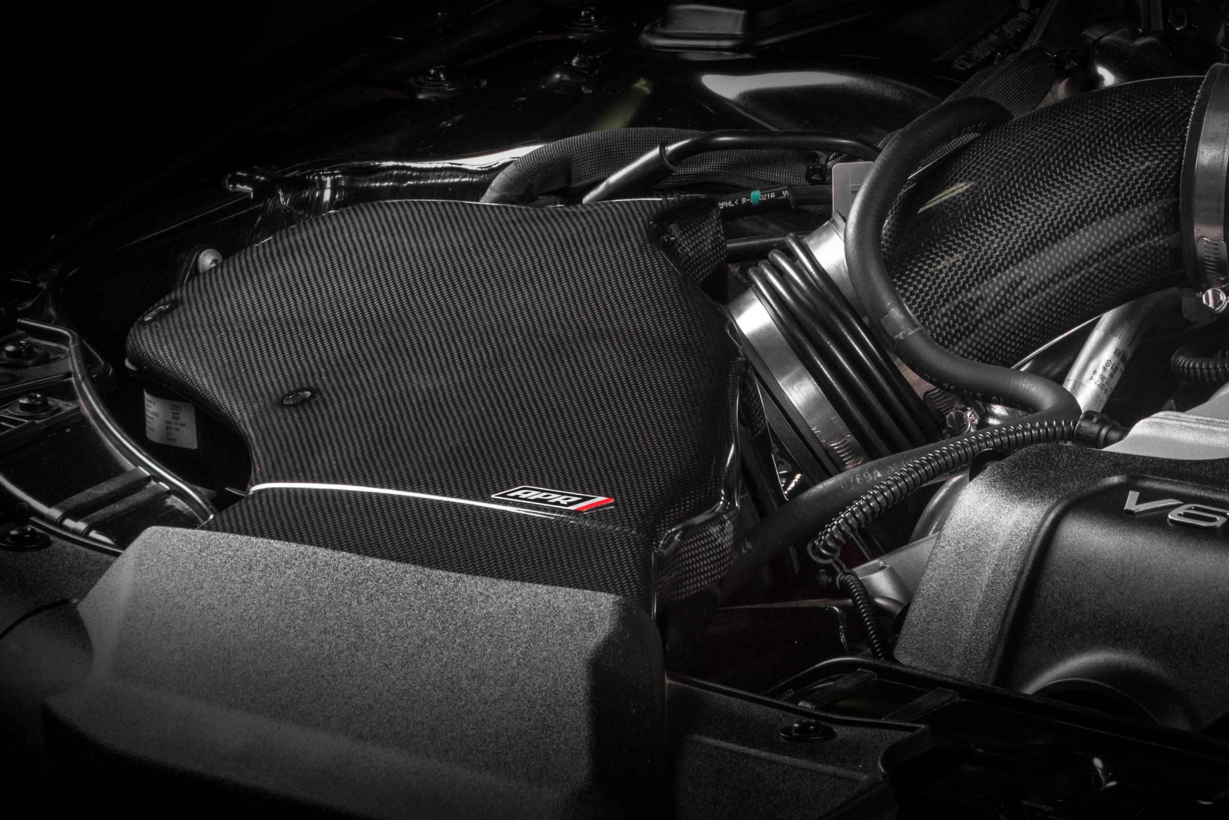Closed Carbon Fiber Intake B8 6/8 Cyl Intake Airbox Fits Audi A4 Quattro (2009), A5 Quattro (2008-2010), Q5 (2009-2017), S4 (2010-2016), S5 (2008-2017), and SQ5 (2014-2017) APR