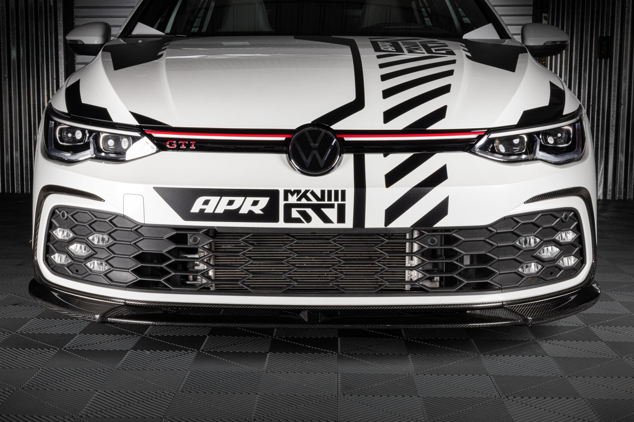 Carbon Fiber Front Trim (MK8 GTI) Fits Volkswagen GTI 22-24 APR