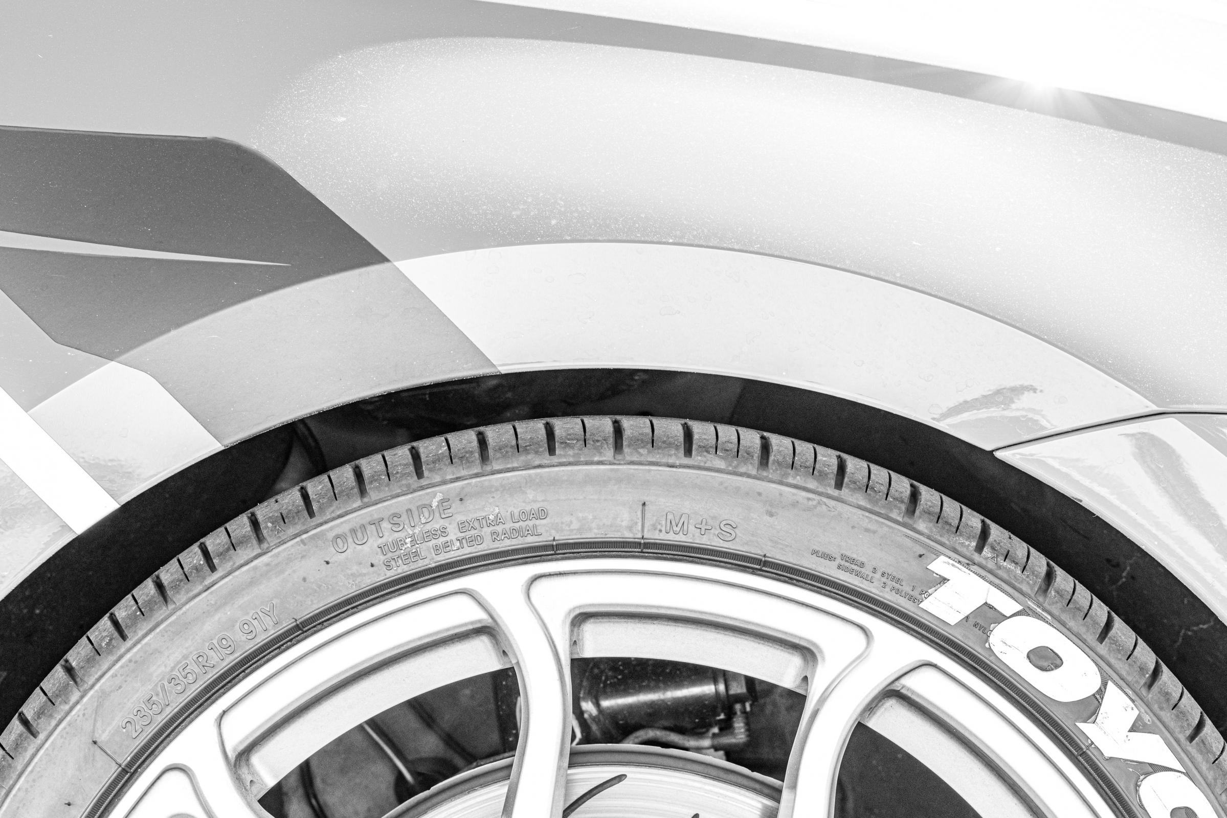 Roll-Control Lowering Springs MK7 / MK7.5 GTI / Golf R Fits Volkswagen Golf R 15-19, GTI 15-21 APR