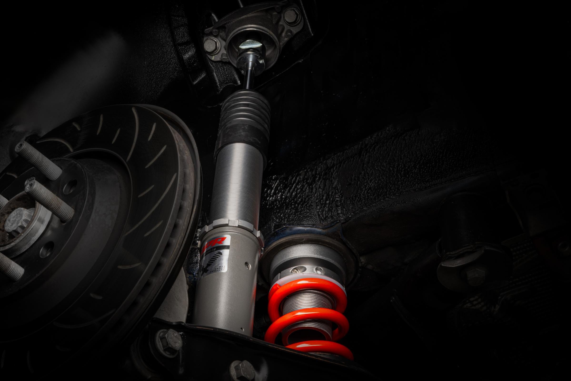 Roll-Control Coilover System MQB/MQE EVO APR